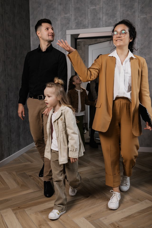 Family touring apartment